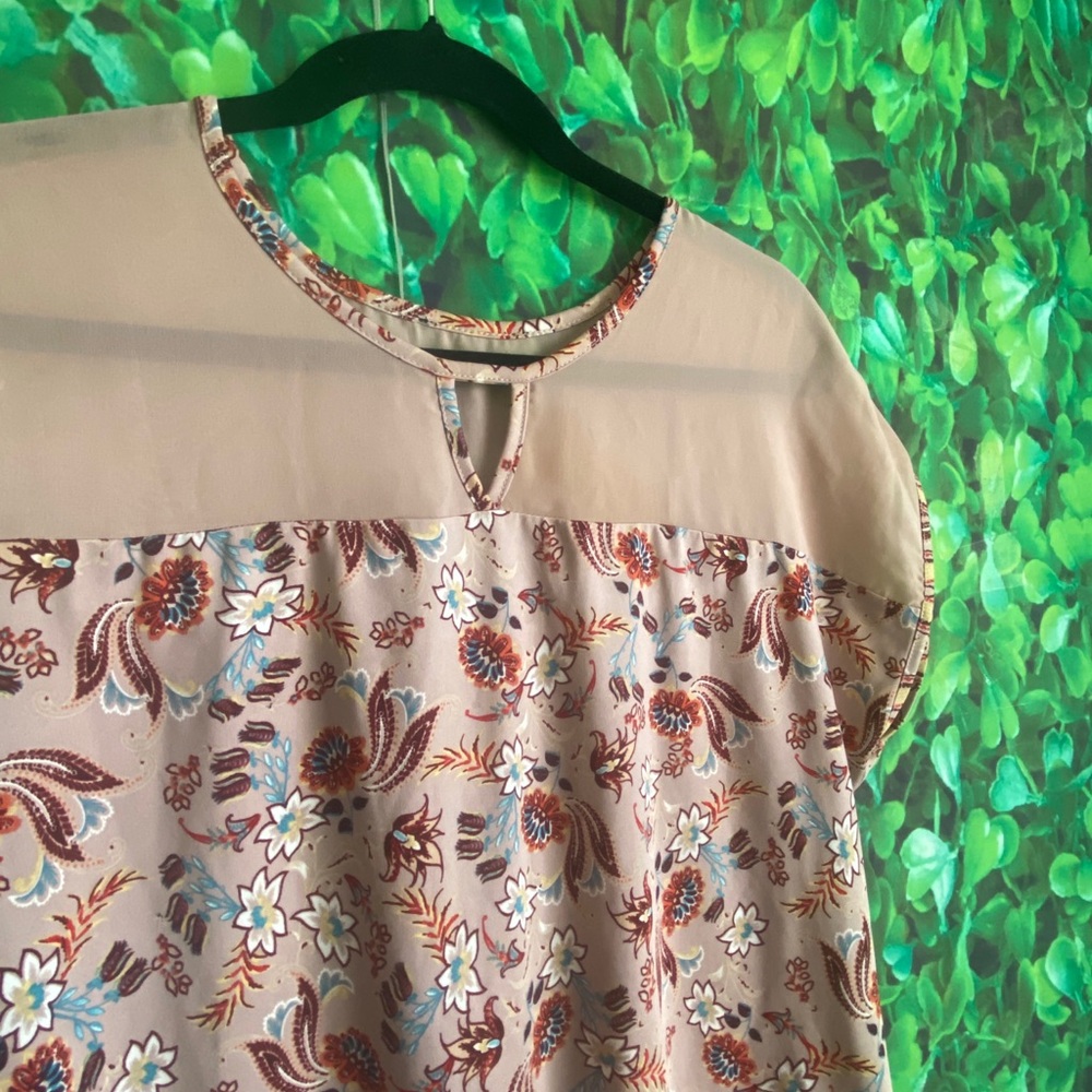 Floral Pink Women's Top - Picture 3 of 4